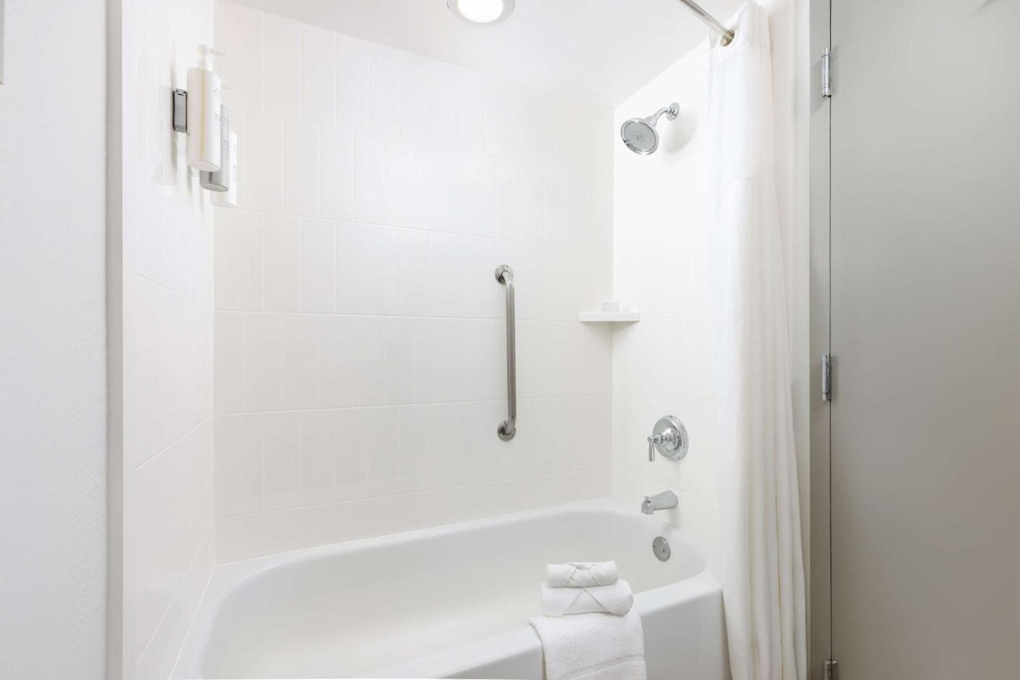 Hampton Inn Naples-Central Zewnętrze zdjęcie