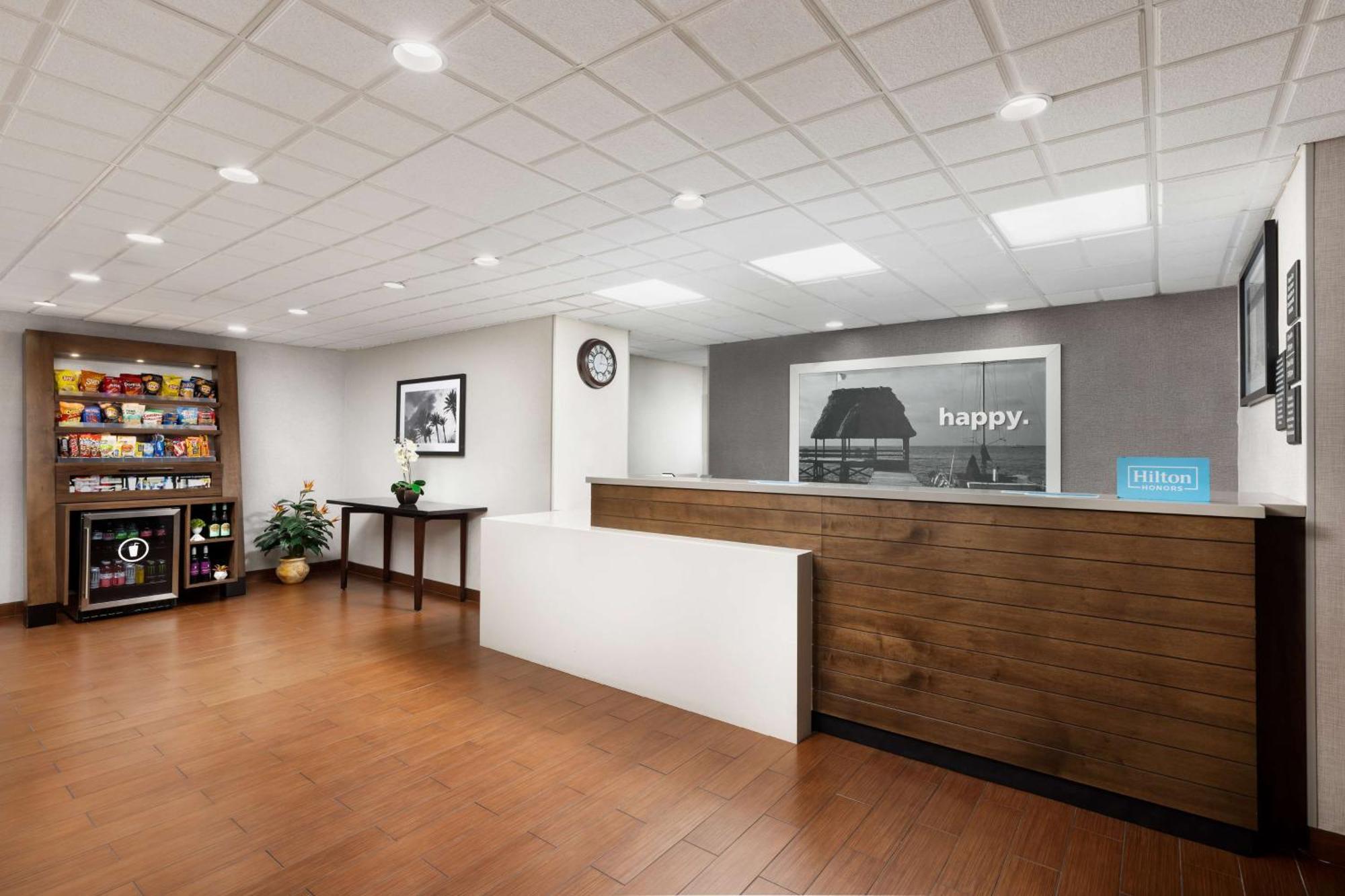 Hampton Inn Naples-Central Zewnętrze zdjęcie
