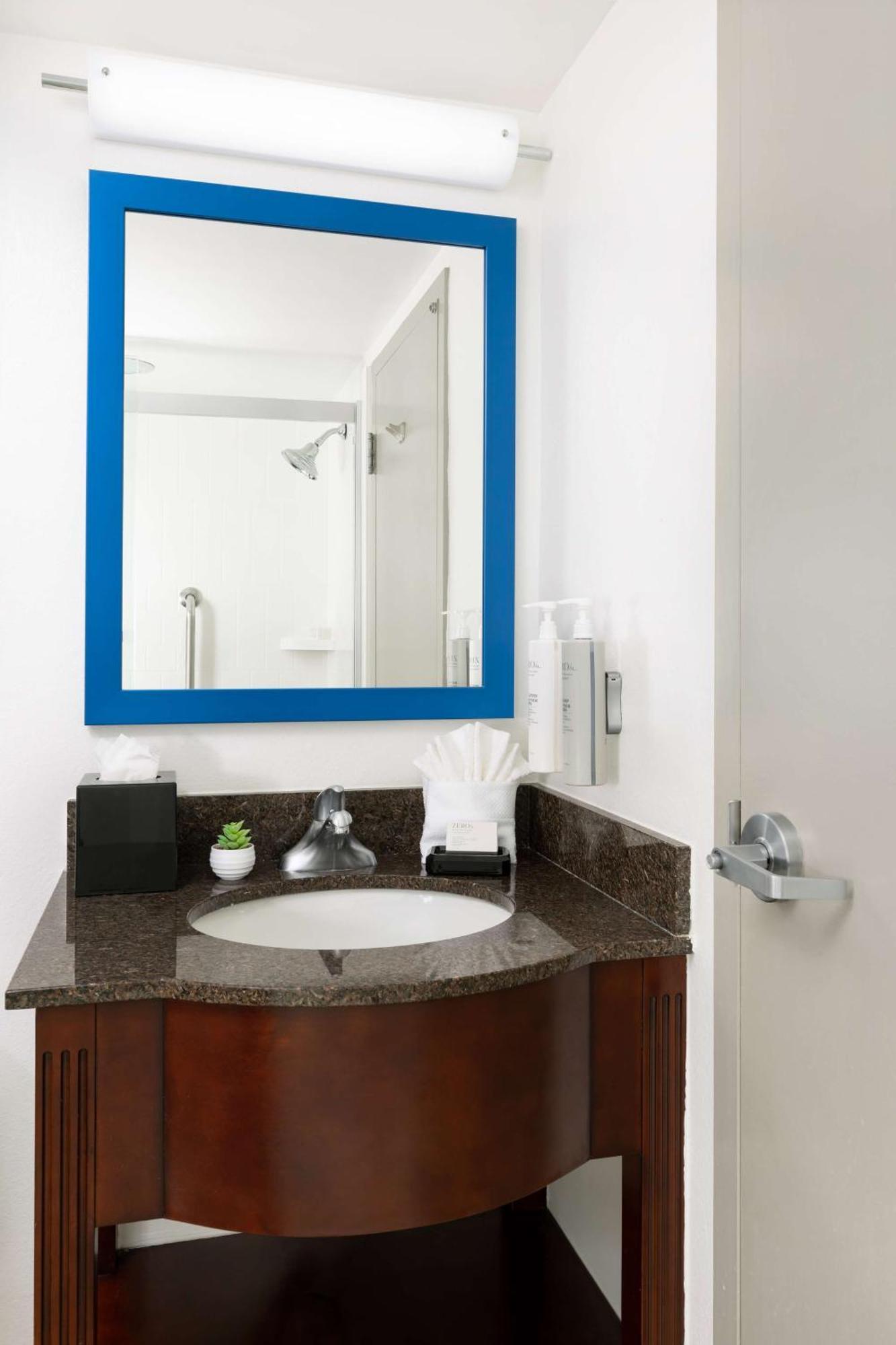 Hampton Inn Naples-Central Zewnętrze zdjęcie