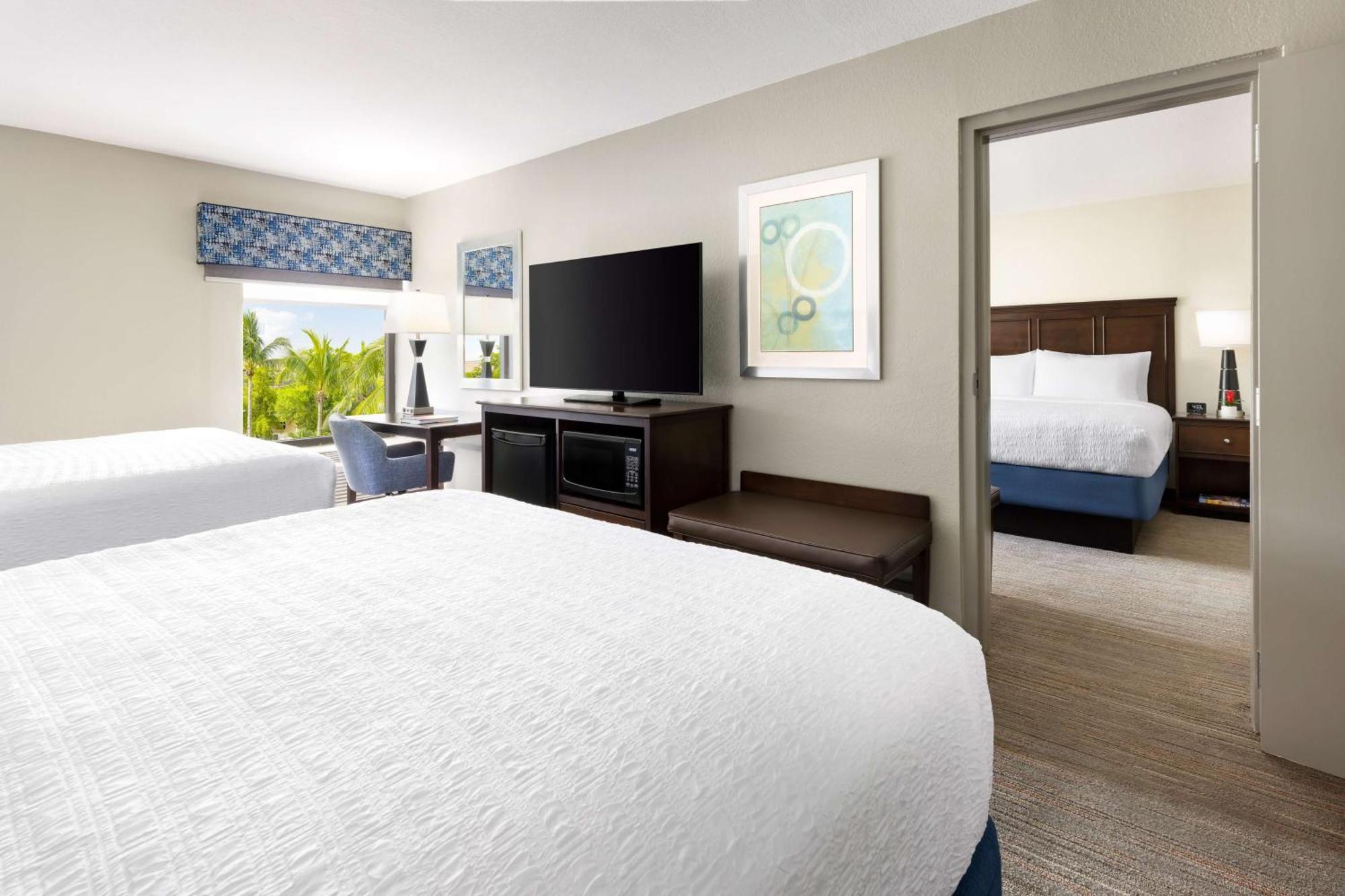 Hampton Inn Naples-Central Zewnętrze zdjęcie