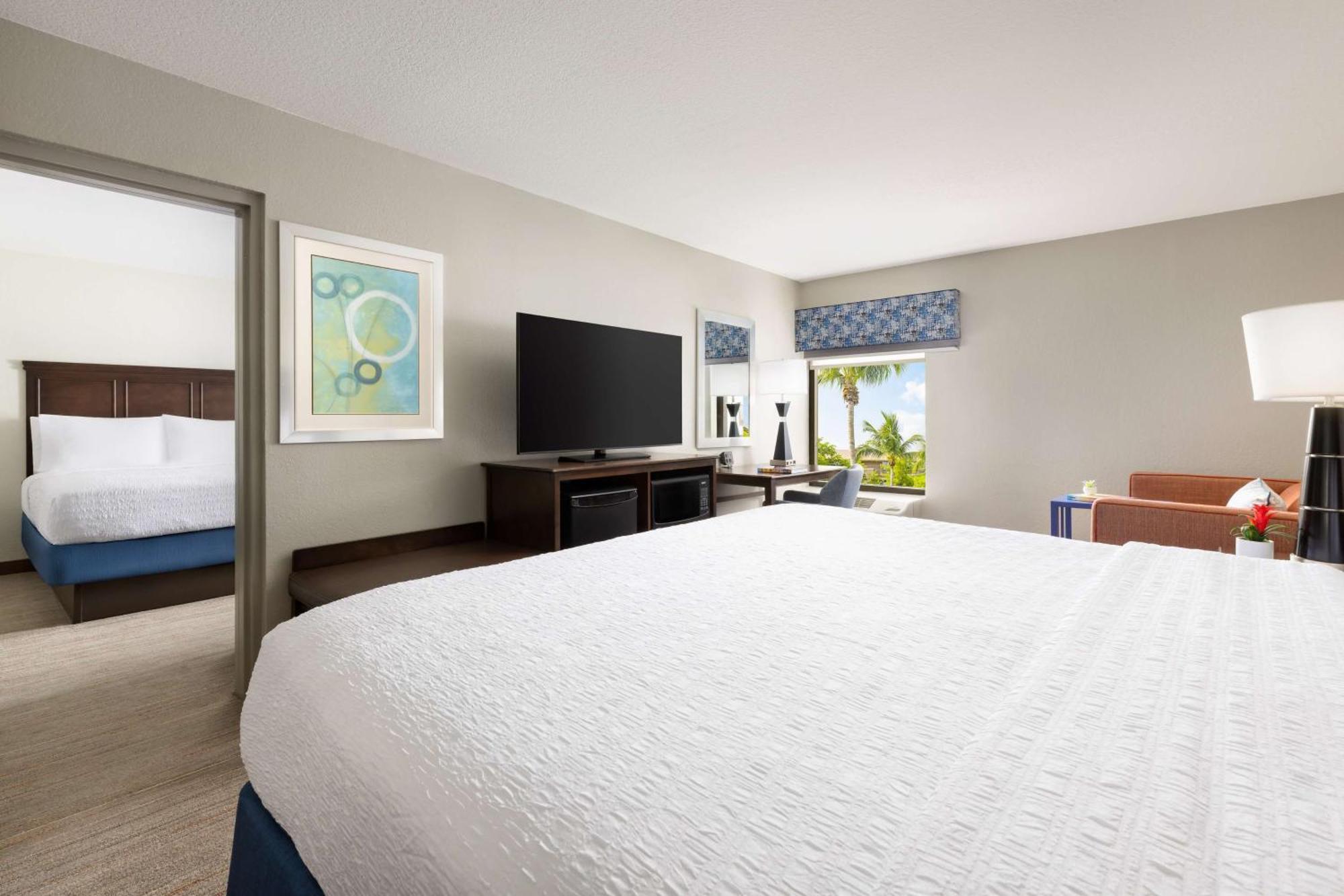 Hampton Inn Naples-Central Zewnętrze zdjęcie
