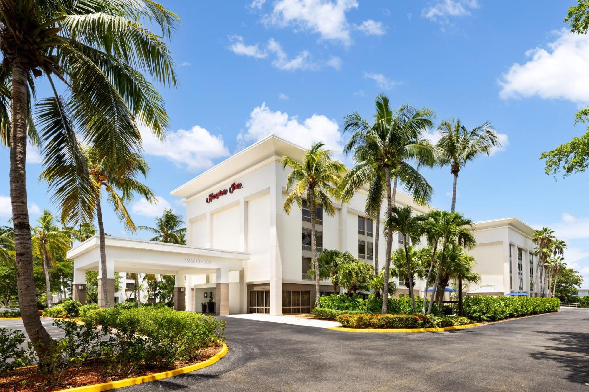 Hampton Inn Naples-Central Zewnętrze zdjęcie