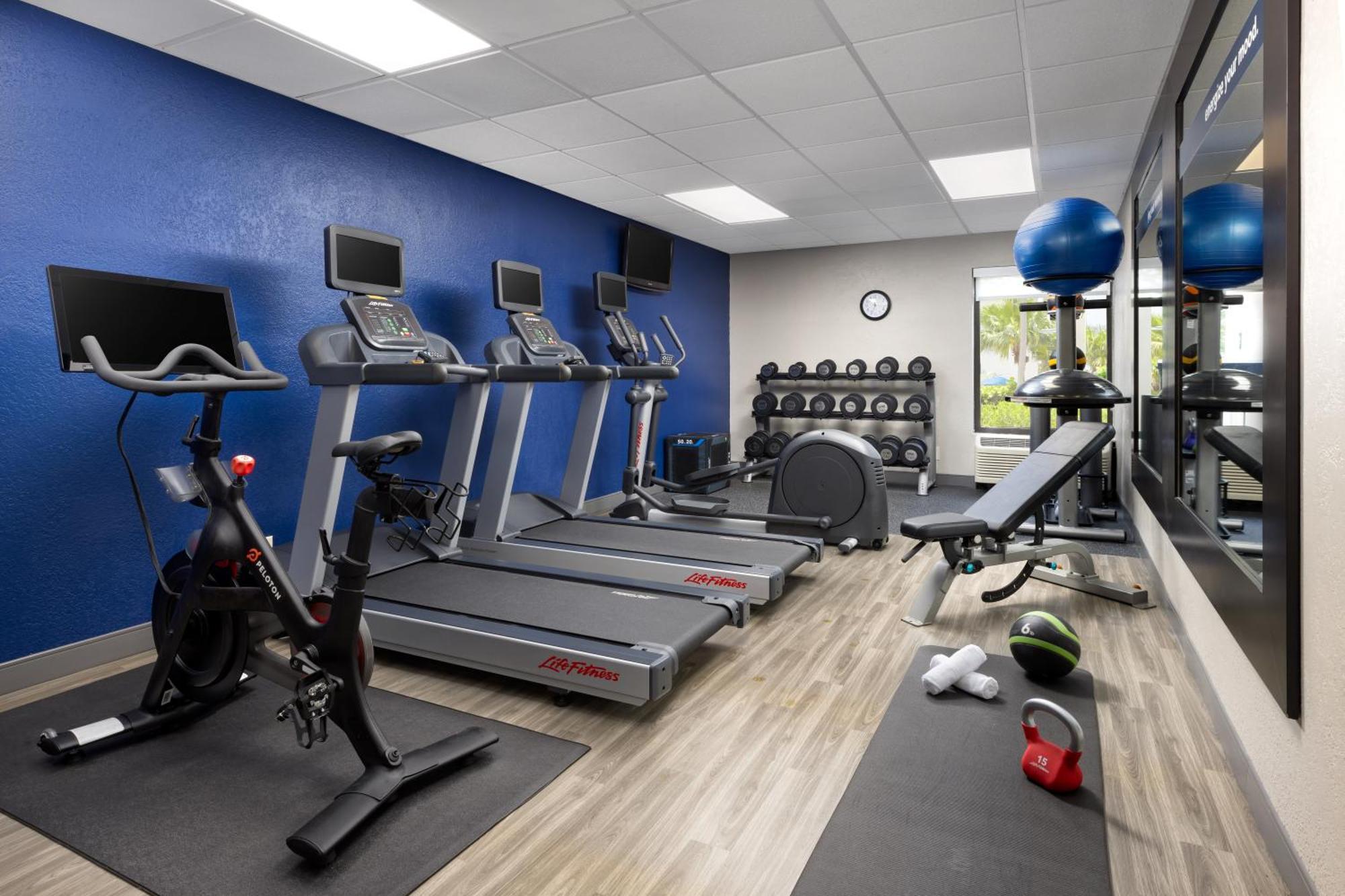 Hampton Inn Naples-Central Zewnętrze zdjęcie
