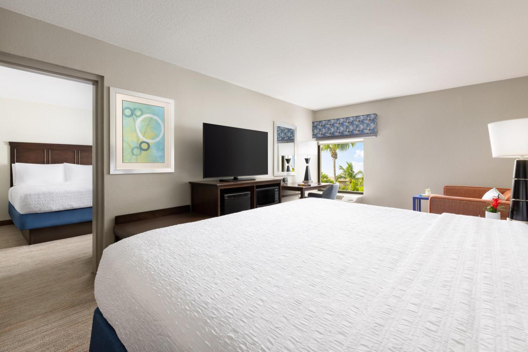 Hampton Inn Naples-Central Zewnętrze zdjęcie